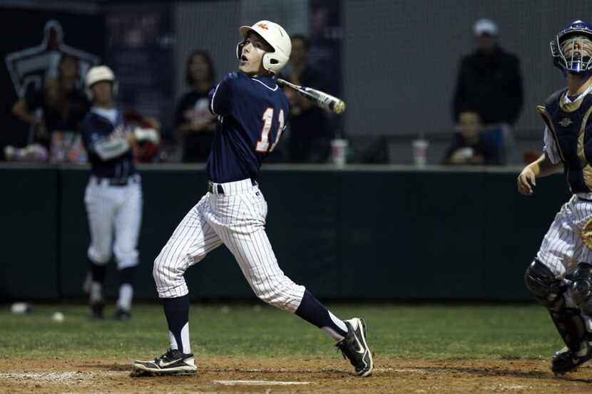 Frisco Wakeland's Ryan Perry (11) at bat against Frisco Centennial during a high school...