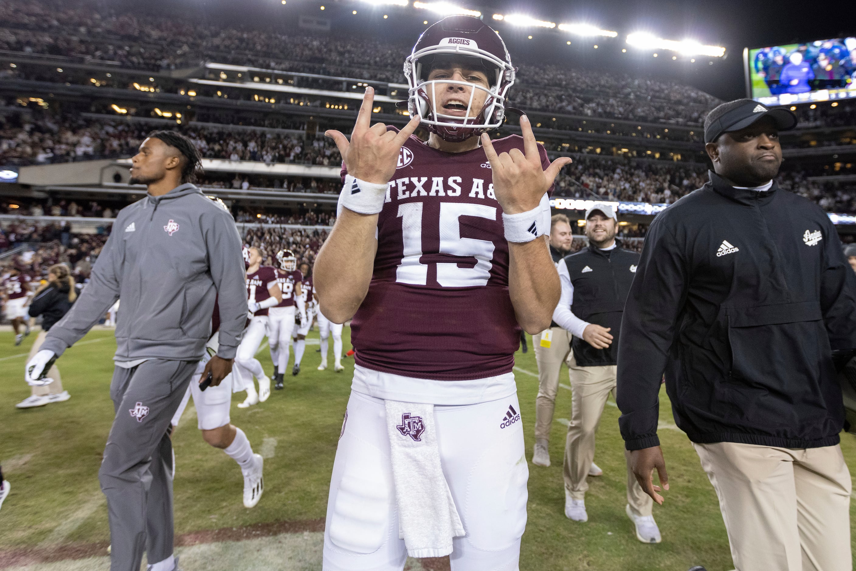 Texas A&M football's best player, dark horse and grade of 2023