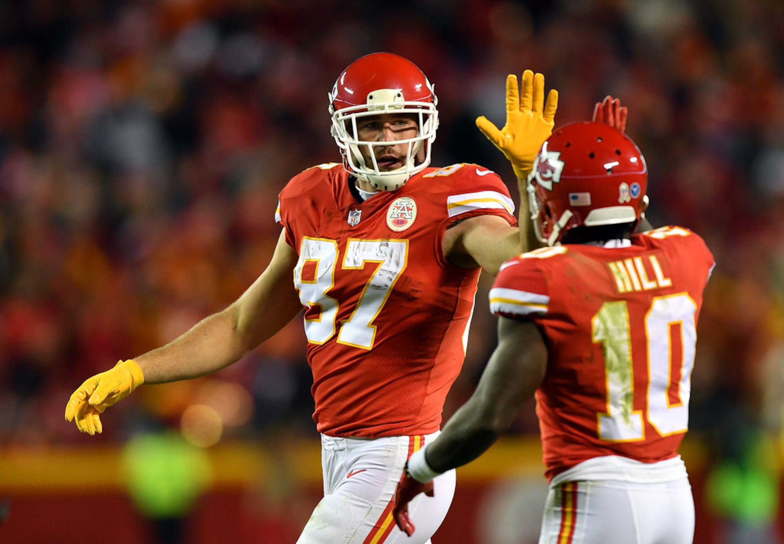 October 30, 2017: Kansas City Chiefs tight end Travis Kelce (87) turns up  field after a pass reception during the NFL Football Game between the  Denver Broncos and the Kansas City Chiefs