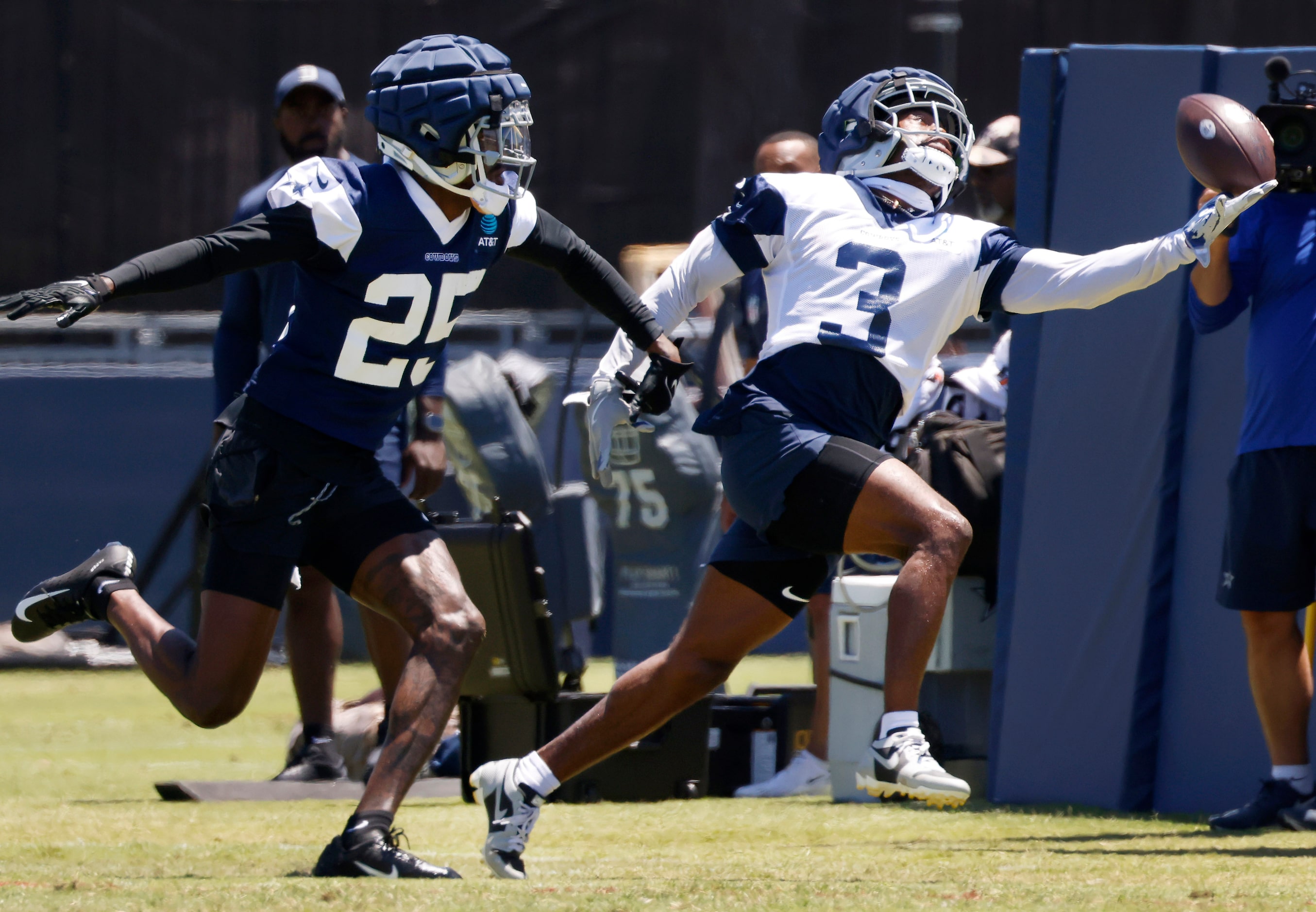 Dallas Cowboys wide receiver Brandin Cooks (3) extends his reach for a Dak Prescott pass as...