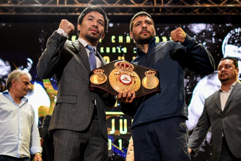 Manny Pacquiao vs. Lucas Matthysse(Photo by Mohd RASFAN / AFP)