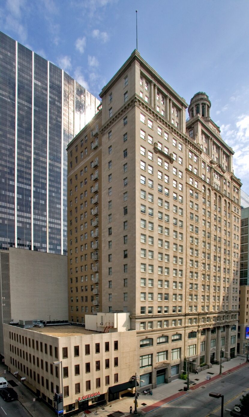 The Davis Building adds to Tim Headington's Main Street holdings.