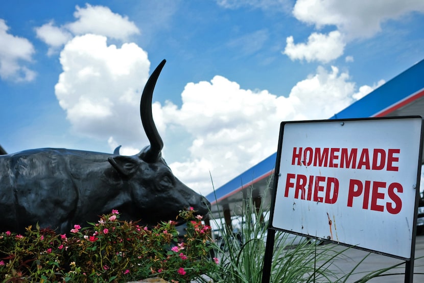 Sculptures can be seen outside Fuel City on Friday, Sept. 7, 2018, in Mesquite. 