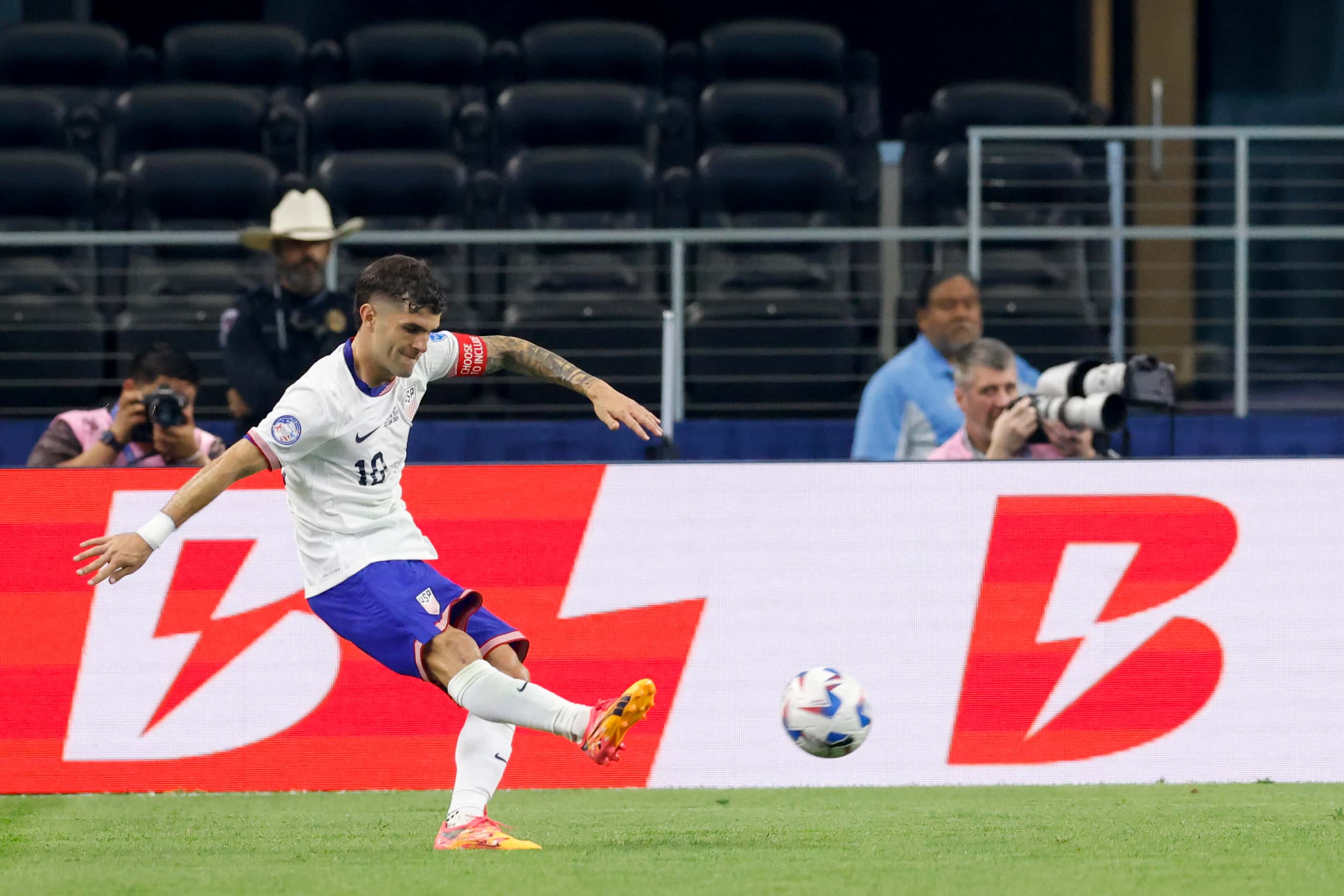 United States forward Christian Pulisic (10) crosses the ball towards the goal during the...