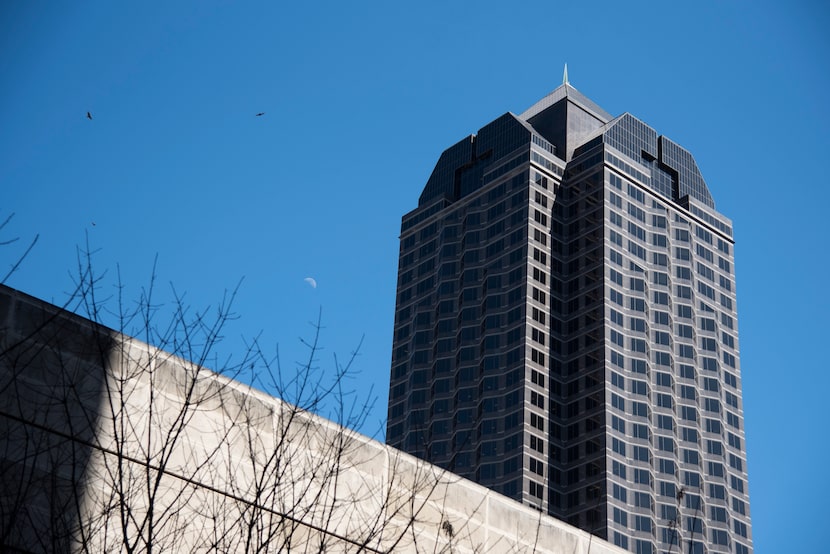  Trammell Crow Center