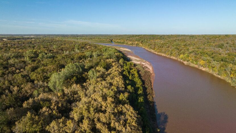 The 2,300-acre 5R Ranch north of Dallas has frontage on the Red River.