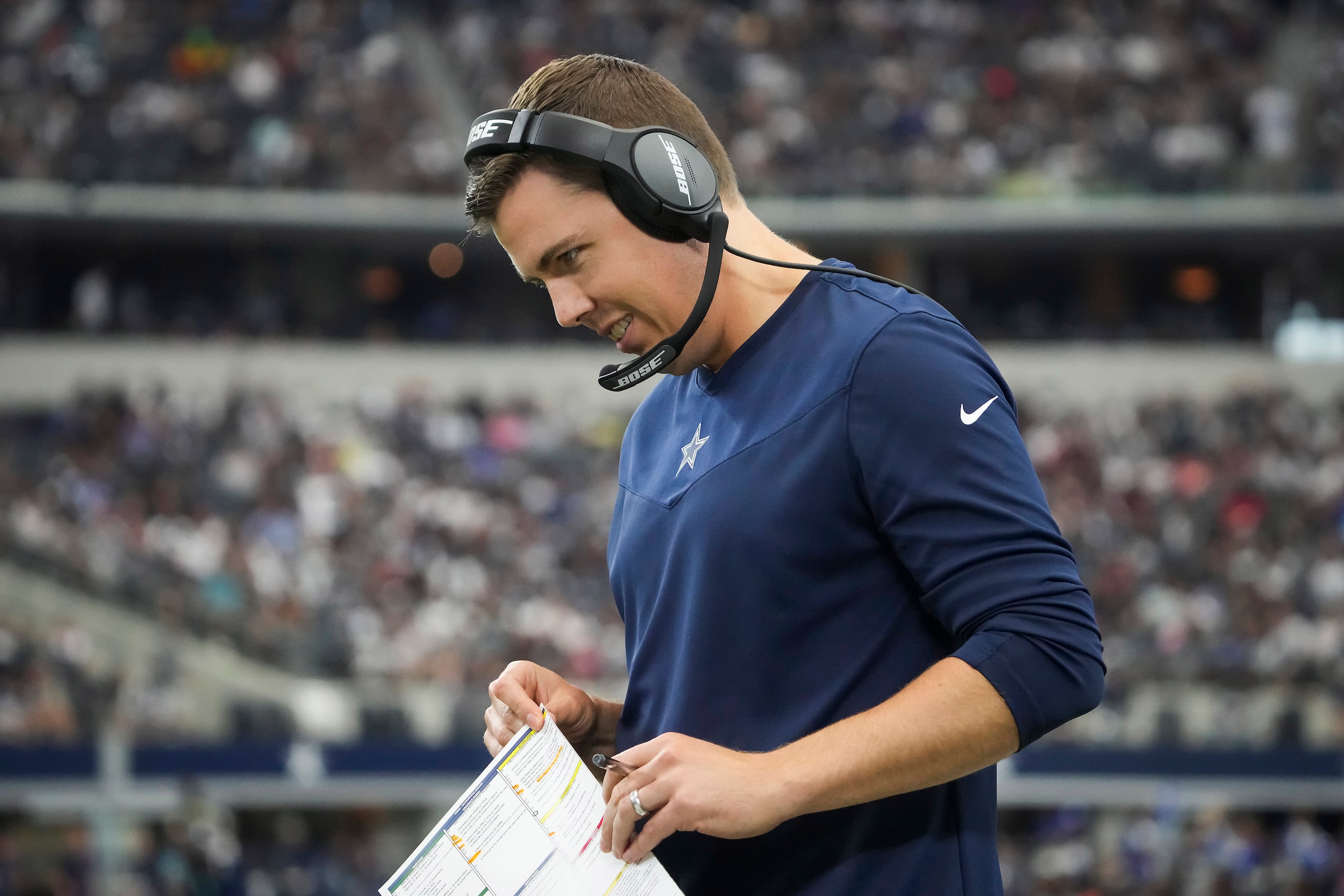 Cowboys OC Kellen Moore interviewing for Jaguars HC job on Friday, source  says