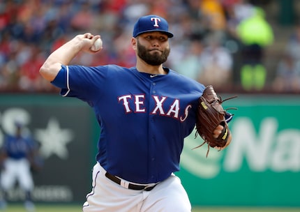 Lance Lynn fue el abridor del tercer juego de los Rangers contra los Rangers, el 29 de...