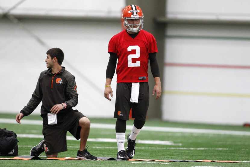 Cleveland Browns draft pick Johnny Manziel #2 works out during the Cleveland Browns rookie...