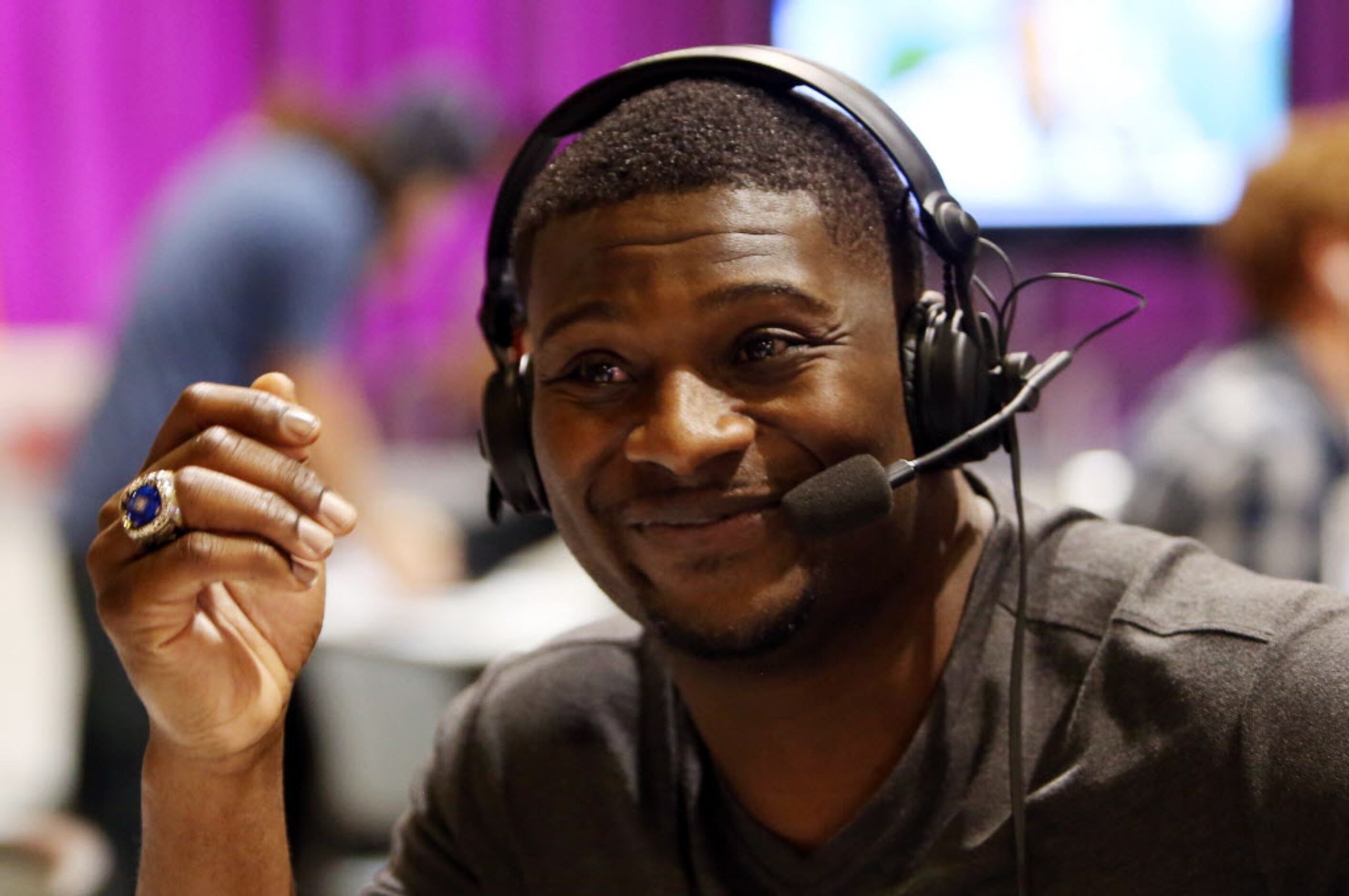 TCU alum LaDainian Tomlinson thinks the Cowboys should pass on a QB at No. 4