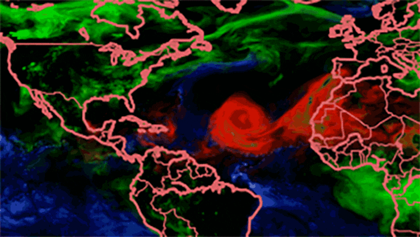 Saharan dust (in red) is seen making its way across the Atlantic Ocean from July 17 to 24.