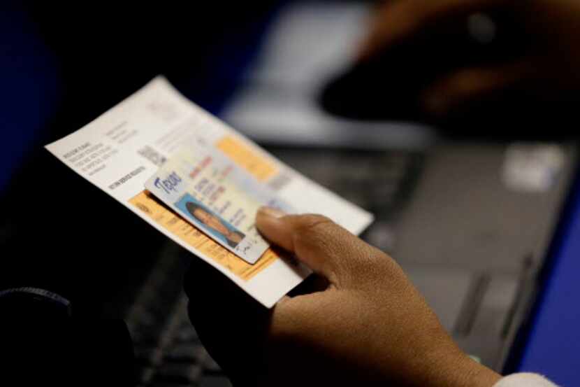 Una juez federal puso fin a la ley Voter ID de Texas, luego de años de litigios por su...