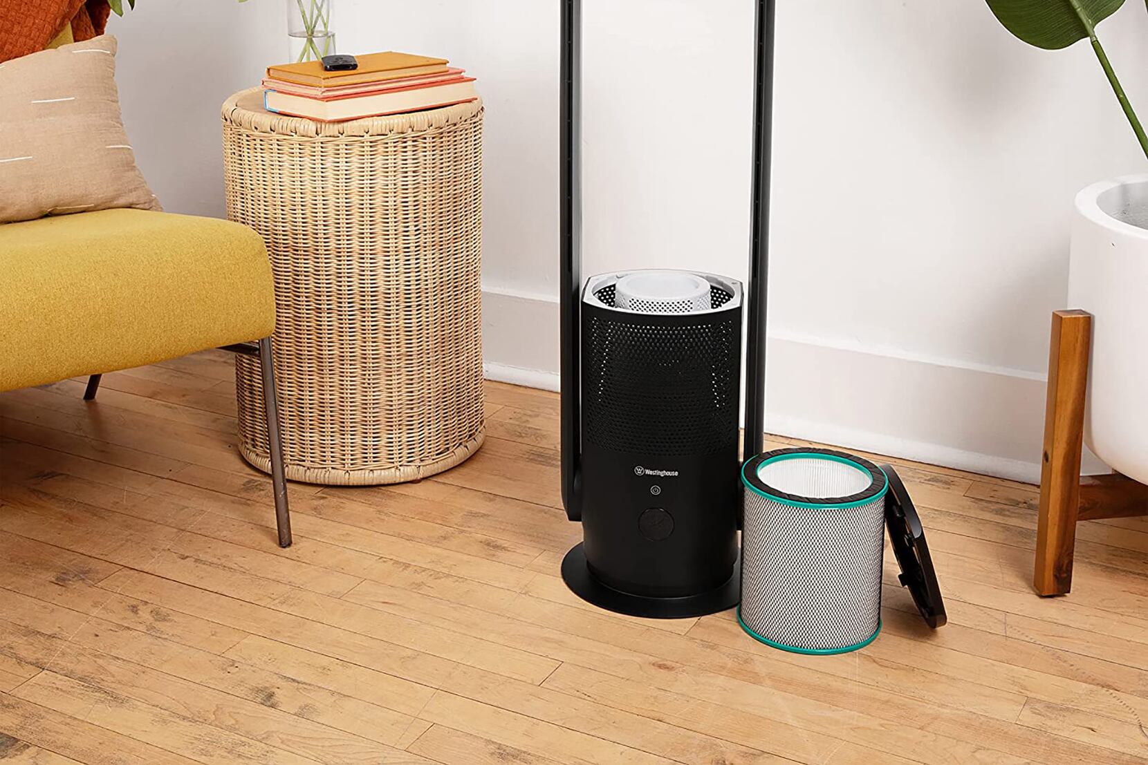 Tech review: Westinghouse's 3-in-1 Bladeless Tower cools a room