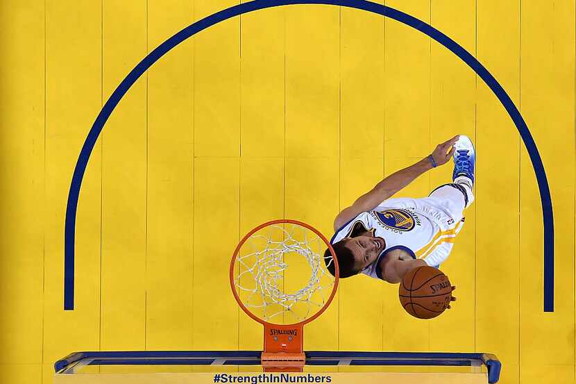 Stephen Curry y Golden State reciben a Cavs en el Juego 1 de las Finales de NBA. Foto GETTY...