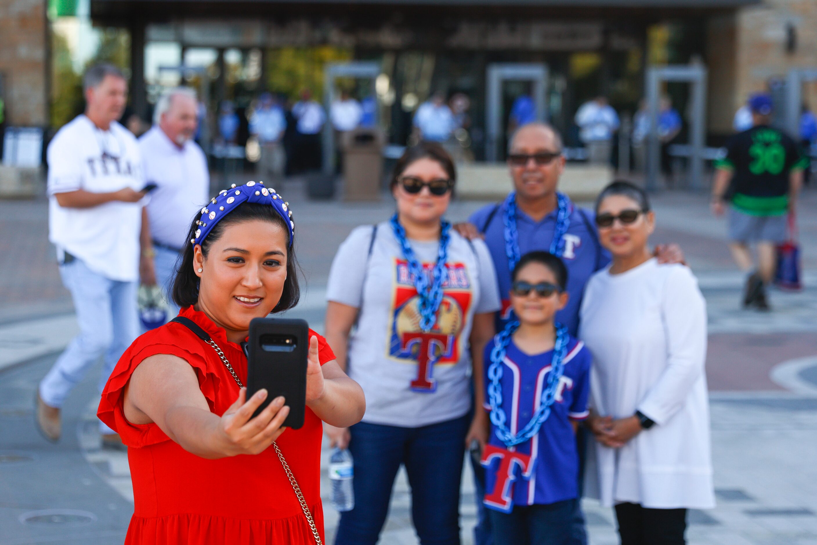 From left, Doreen Hernandez takes a photo with her family Denise, Joseph, 4, Luis (back),...