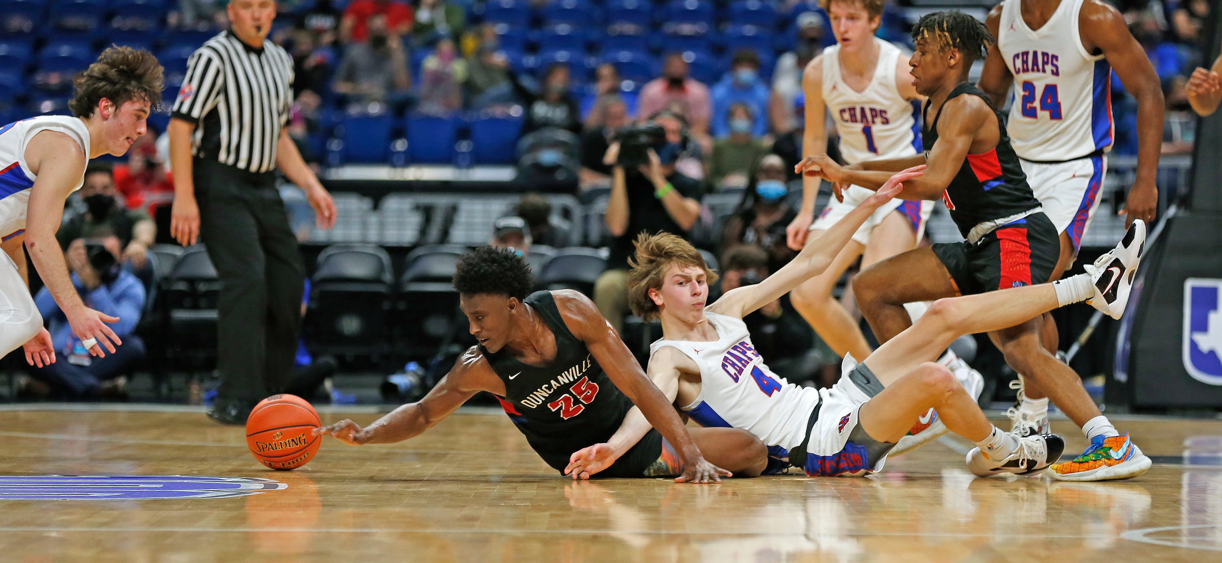 UIL boys Class 6A basketball state championship game between Duncanville and Austin Westlake...