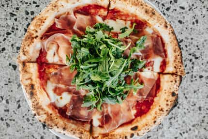 The first 400 Gradi in the U.S. opened in 2019 in downtown Dallas. 