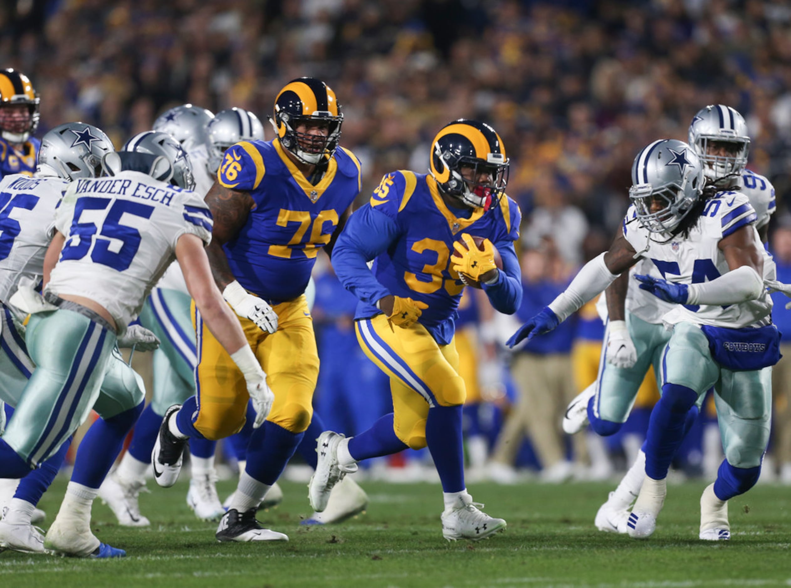 Todd Gurley now is an all-downs threat for Rams, unlike last year