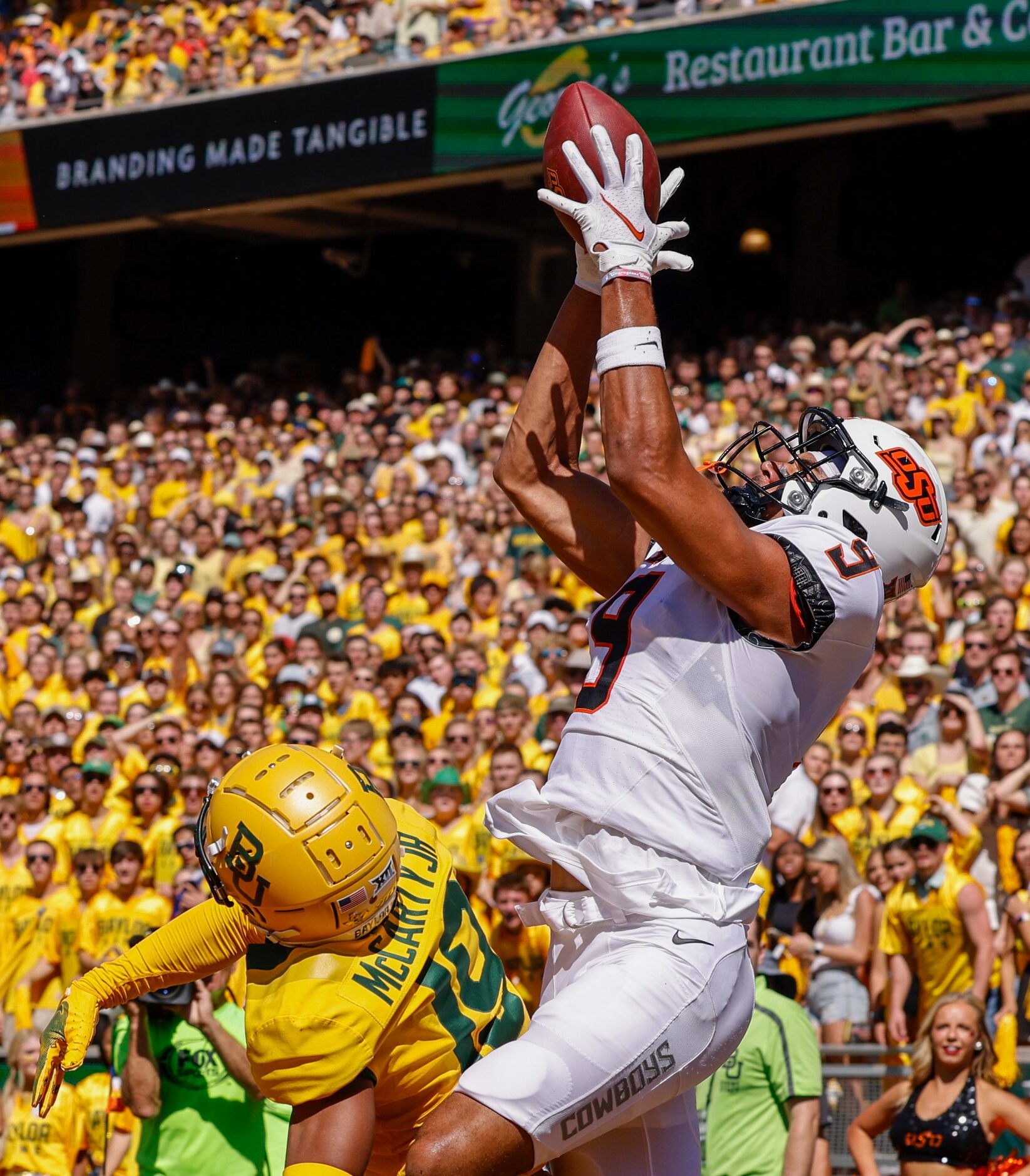 during the first half at McLane Stadium in Waco, Texas, Saturday, Oct. 1, 2022.