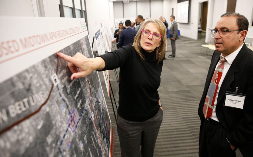 Pam Baker (left) asks questions of Spenta Irani, project manager for Jacobs, during a recent...