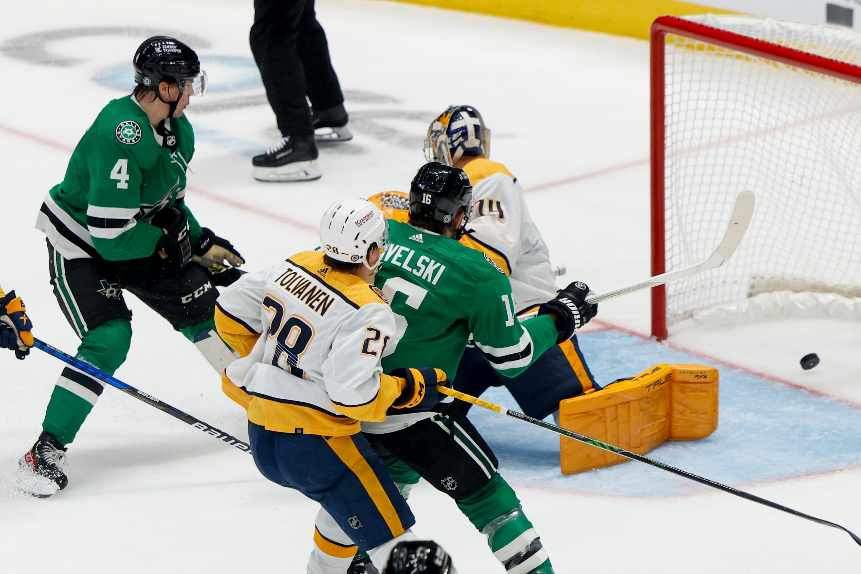 Dallas Stars defenseman Miro Heiskanen (4) scores a goal past Nashville Predators goaltender...