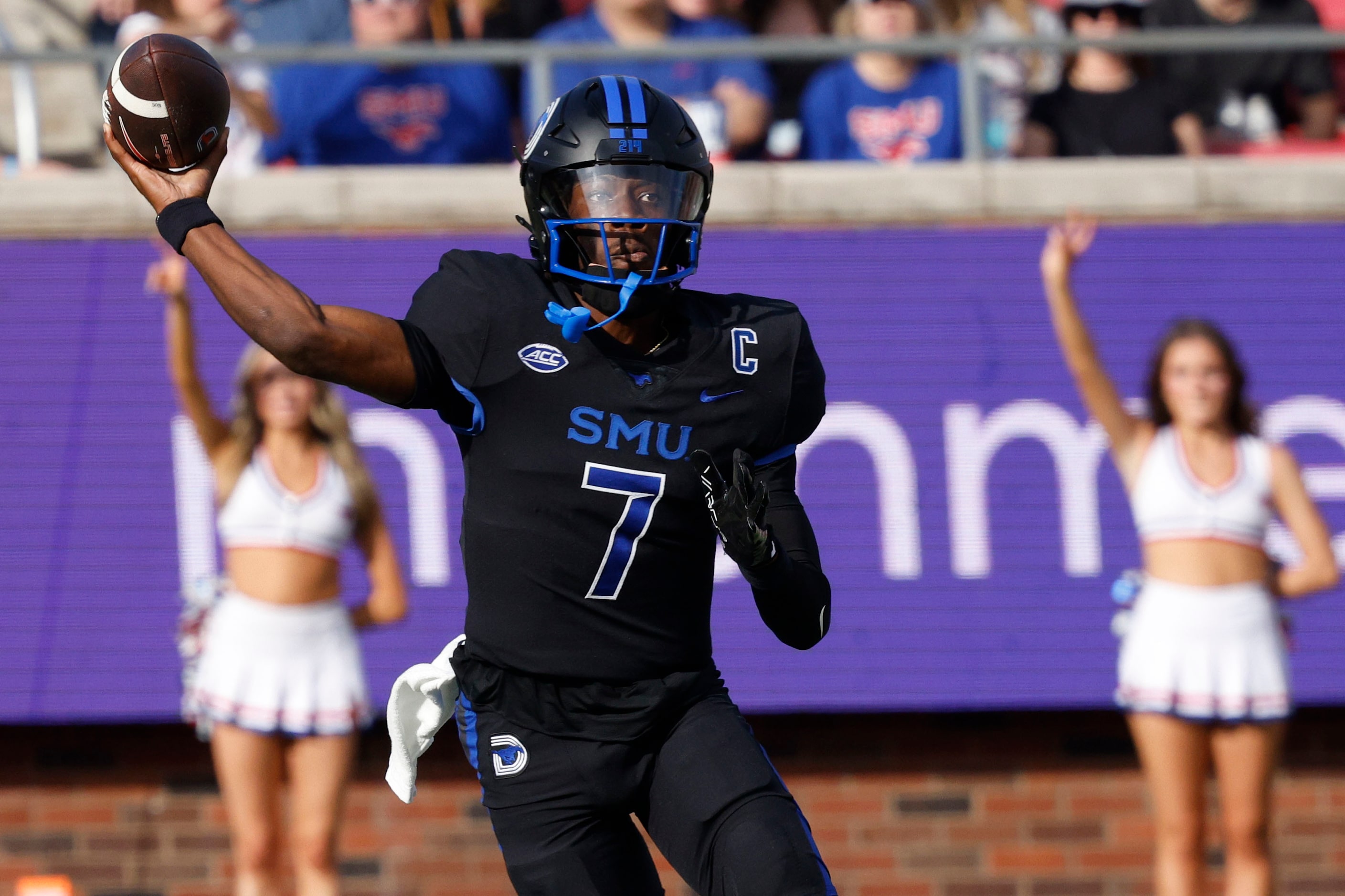 SMU quarterback Kevin Jennings (7) passes against Boston College during the first half of an...