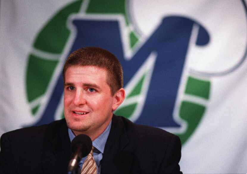 9-28-95---Dallas Mavericks' first-round  draft choice Cherokee Parks (center) is all smiles...