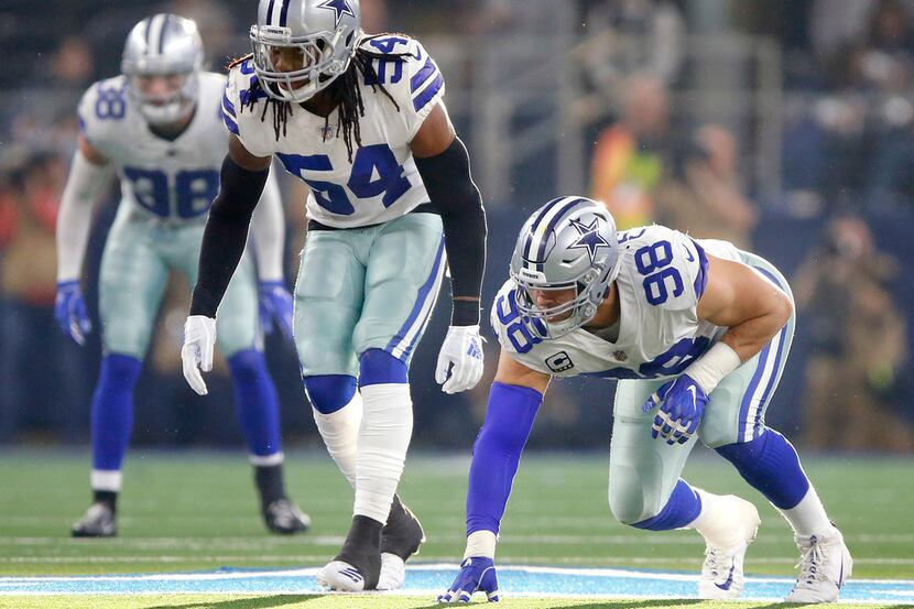 Dallas Cowboys middle linebacker Jaylon Smith (54) and defensive tackle Tyrone Crawford (98)...