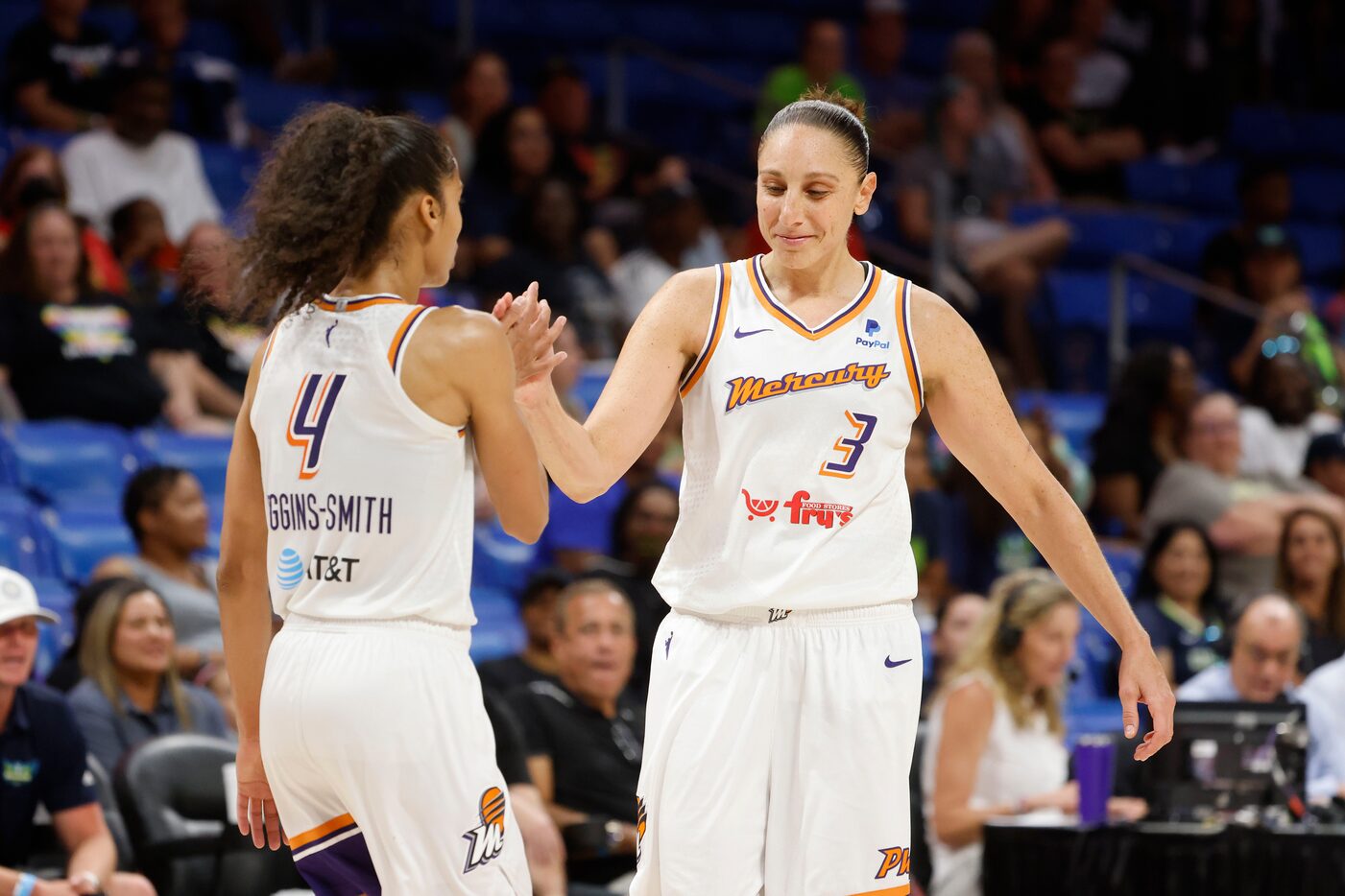 Phoenix Mercury guard Skylar Diggins-Smith (4) and Phoenix Mercury guard Diana Taurasi (3)...