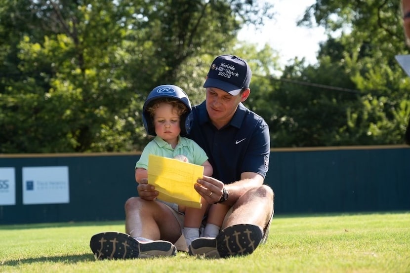 Photograph of Robert Ratliff and his son, Wyatt.