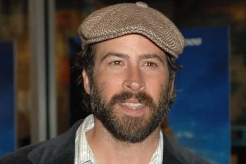 ORG XMIT: *S0420602197* Actor Jason Lee arrives for the premiere of the movie "Underdog," ...