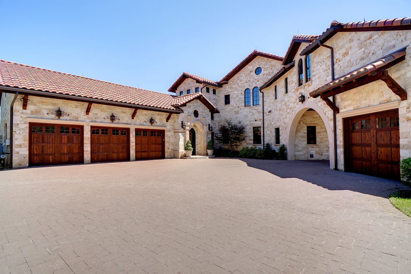 A look at the exterior of 5513 Montclair Drive in Colleyville, TX.