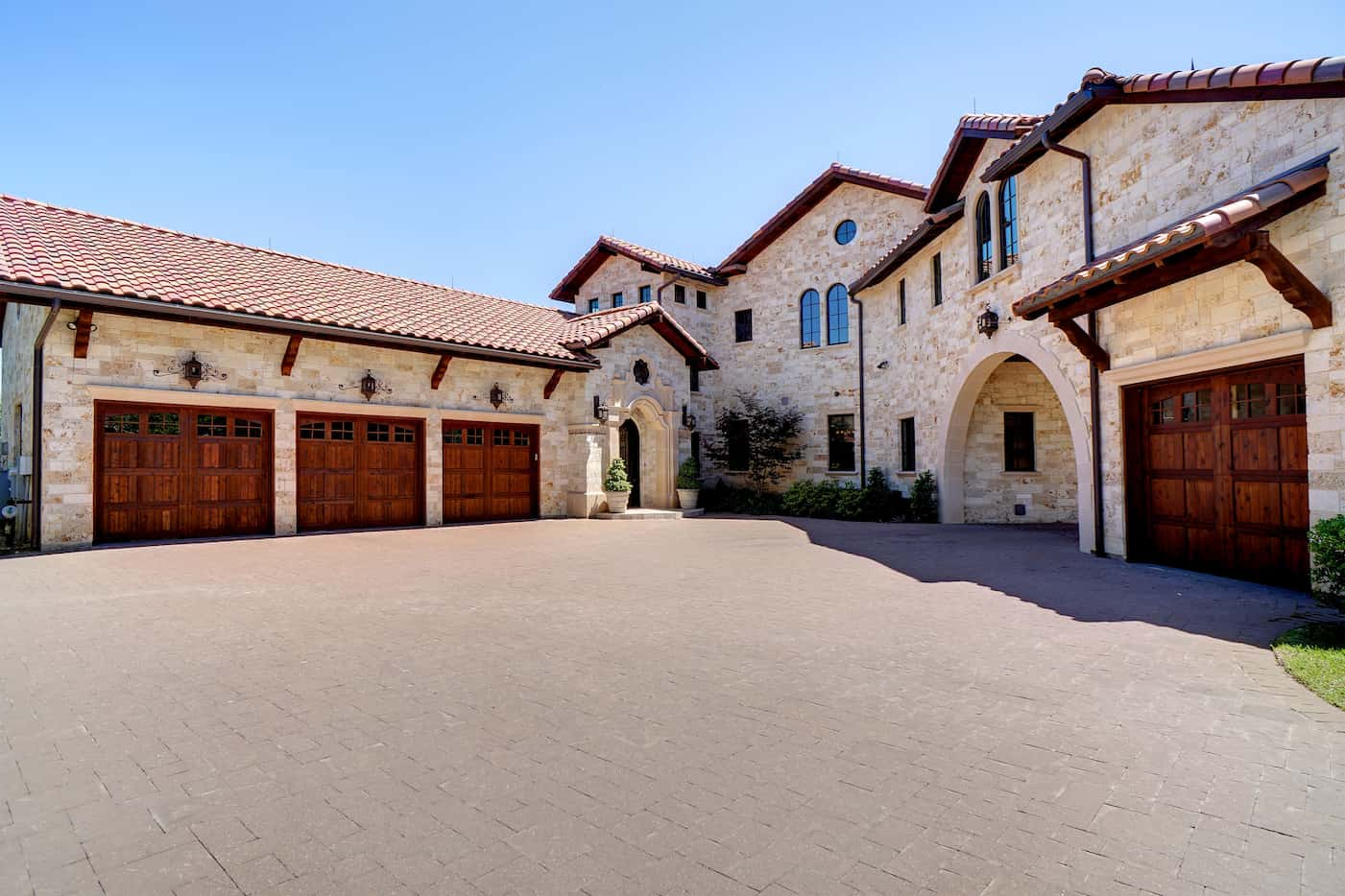 A look at the exterior of 5513 Montclair Drive in Colleyville, TX.