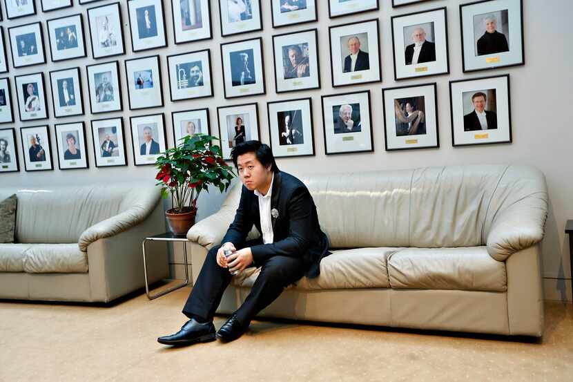 Shuan Hern Lee, of Australia, waits to perform in the final round of the Cliburn...