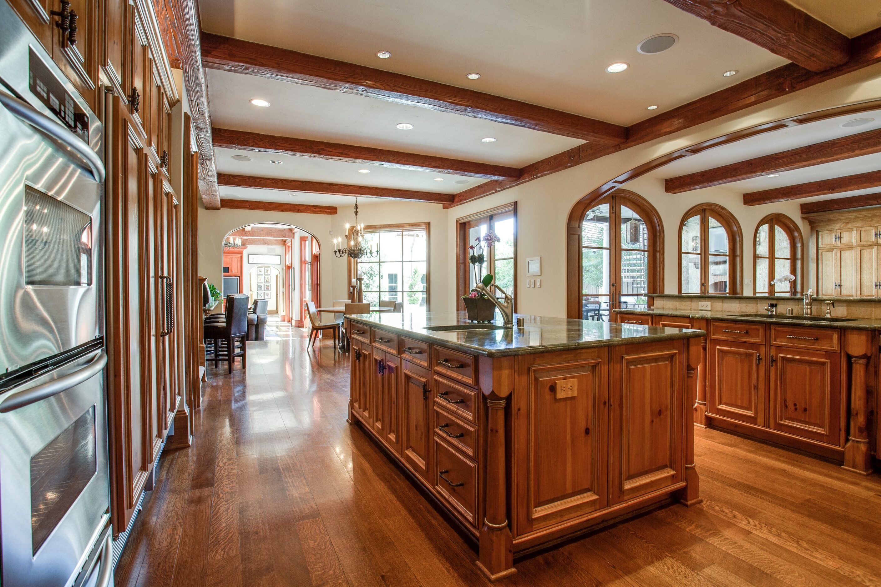 Another view of the kitchen.