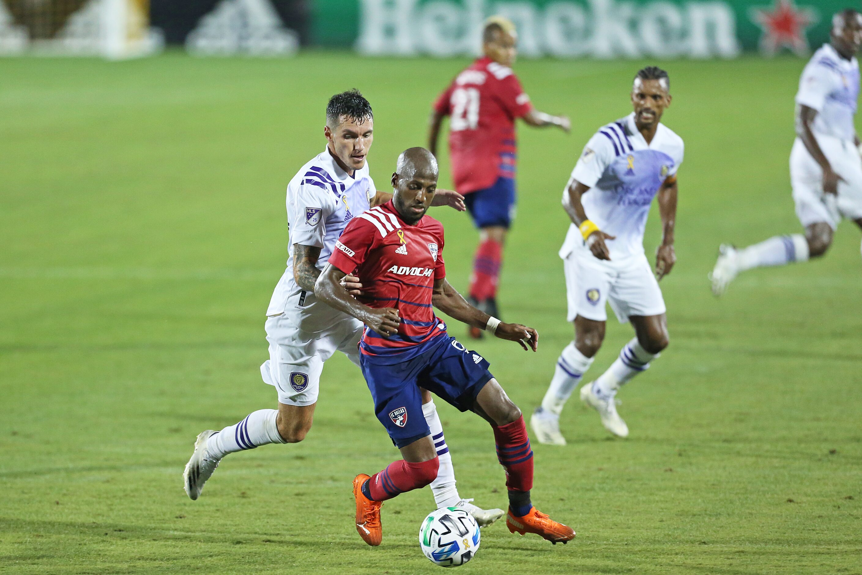 FRISCO, TX - SEPTEMBER 27: Fafa Picault #9 of FC Dallas controls the ball during MLS Game...