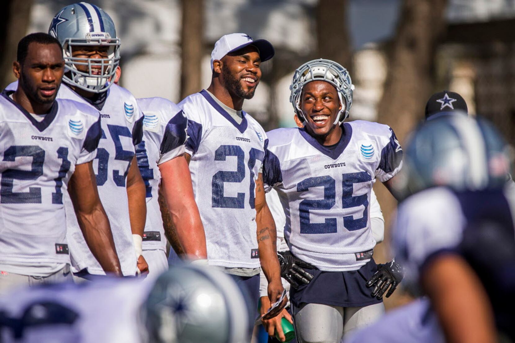 Cowboys WR Dez Bryant throws several punches at CB Tyler Patmon in training  camp fight that wouldn't end