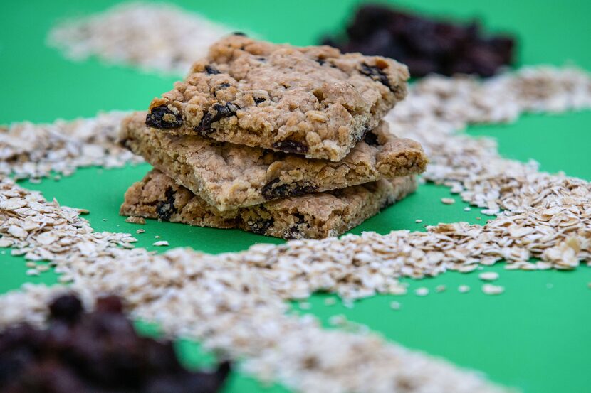 Oatmeal Raisin Cookie Brittle 