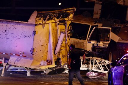 A crane en route to remove the Robert E. Lee statue was involved in fatal collision south of...