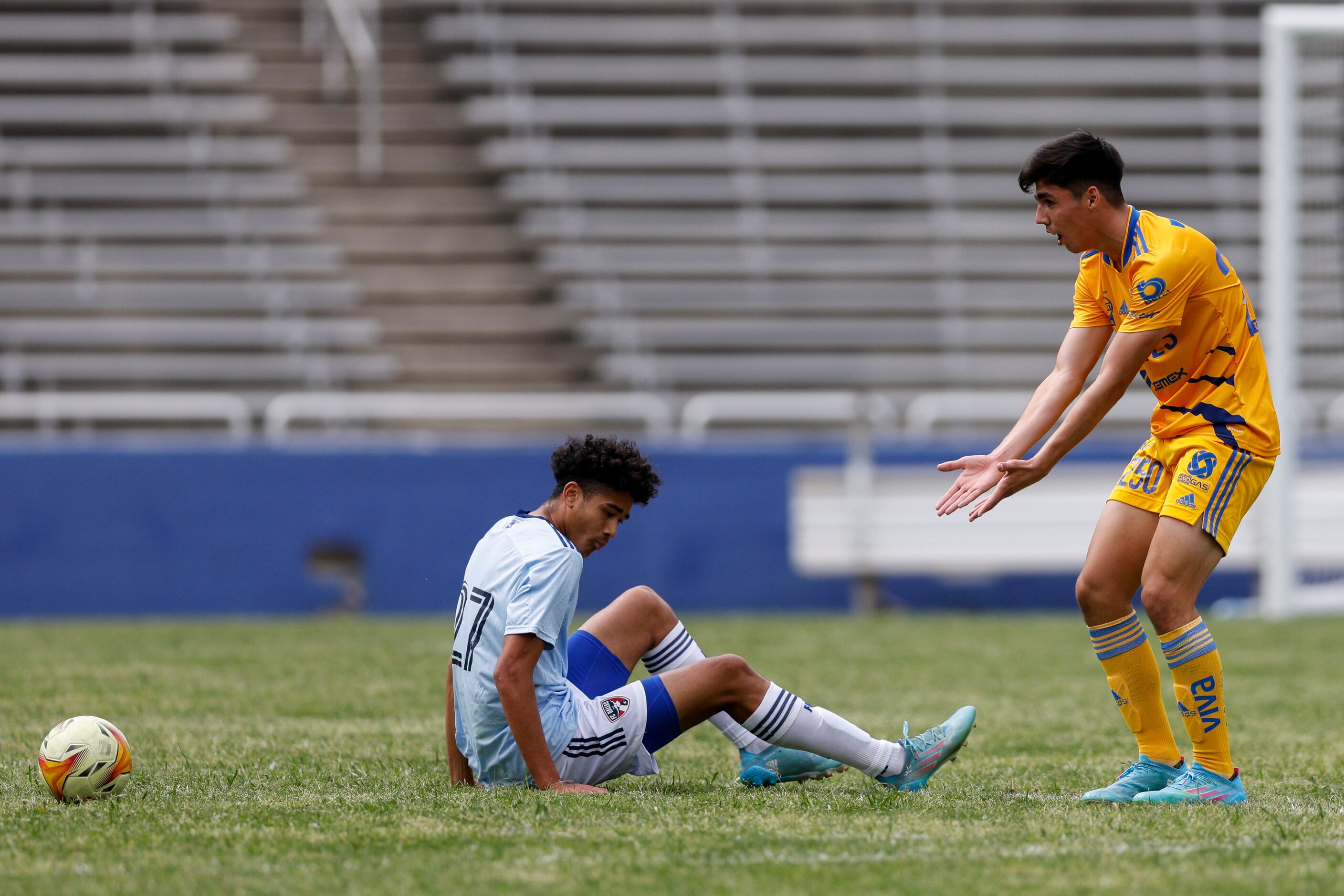 Tigres UANL forward Leonardo Alberto Flores Cisneros (250) reacts after being called for a...