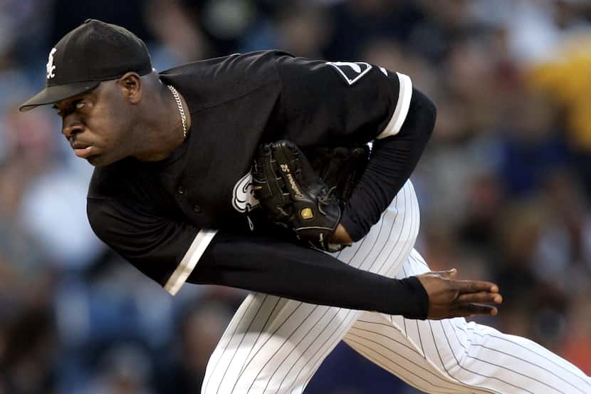 ORG XMIT: *S0417501440* Chicago White Sox starting pitcher Jose Contreras works during the...