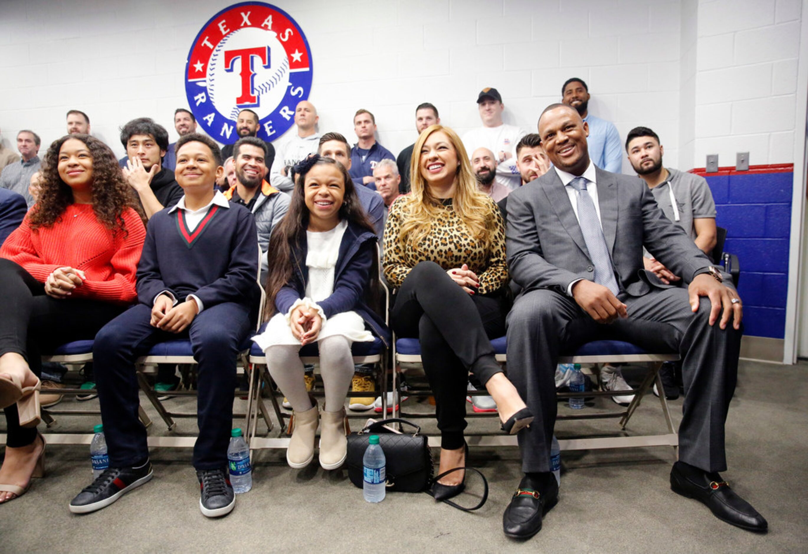 Former Texas Rangers third baseman Adrian Beltre (right), who announced his retirement from...