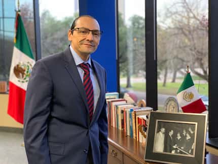 Francisco de la Torre, cónsul general de México en Dallas, reconoció que la mayor parte de...