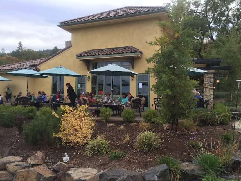 Visitors at Dancin Vineyards enjoy outdoor dining paired with their favorite Dancin wines.