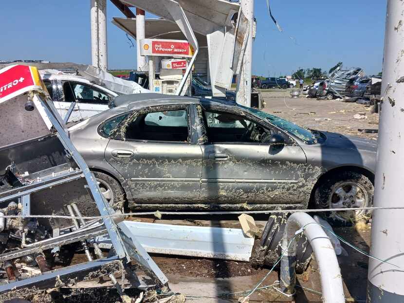 A tornado with an estimated speed of 135 mph struck a Shell gas station in Valley View. Hugo...