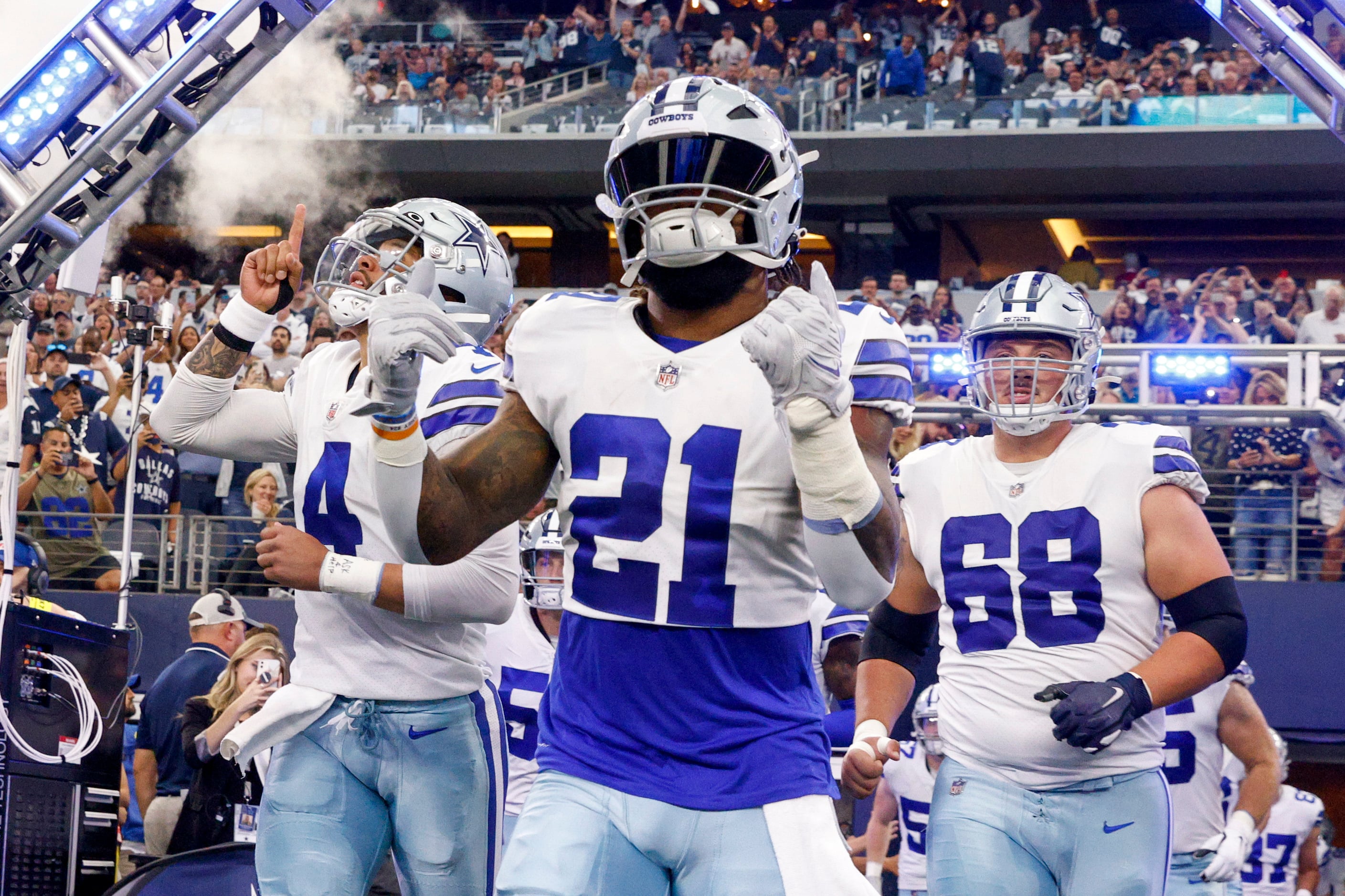 Source: Patriots host ex-Cowboys RB Ezekiel Elliott on free-agent visit