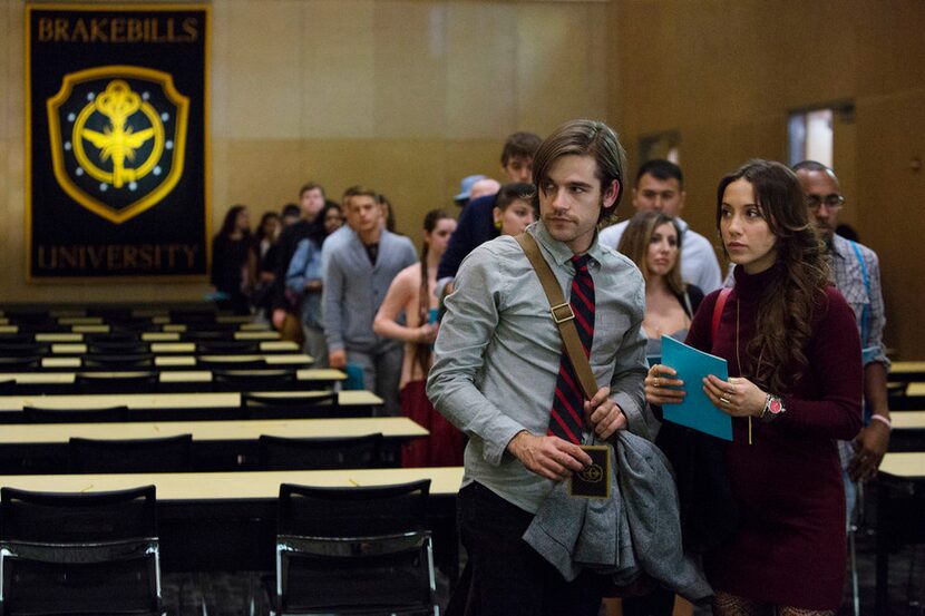 Jason Ralph as Quentin, Stella Maeve as Julia