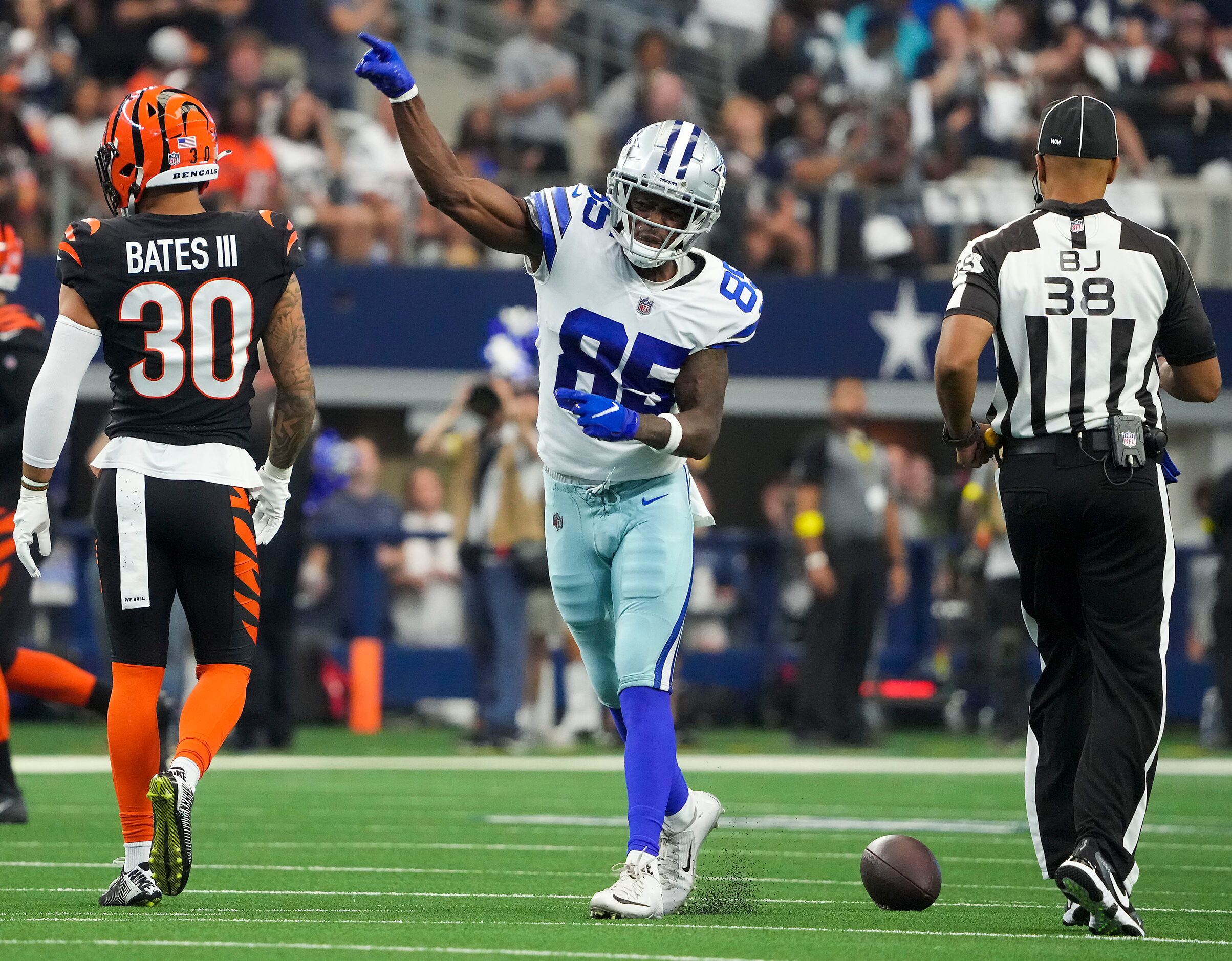 Dallas Cowboys wide receiver Noah Brown (85) celebrates after catching 17-yard pass on a...