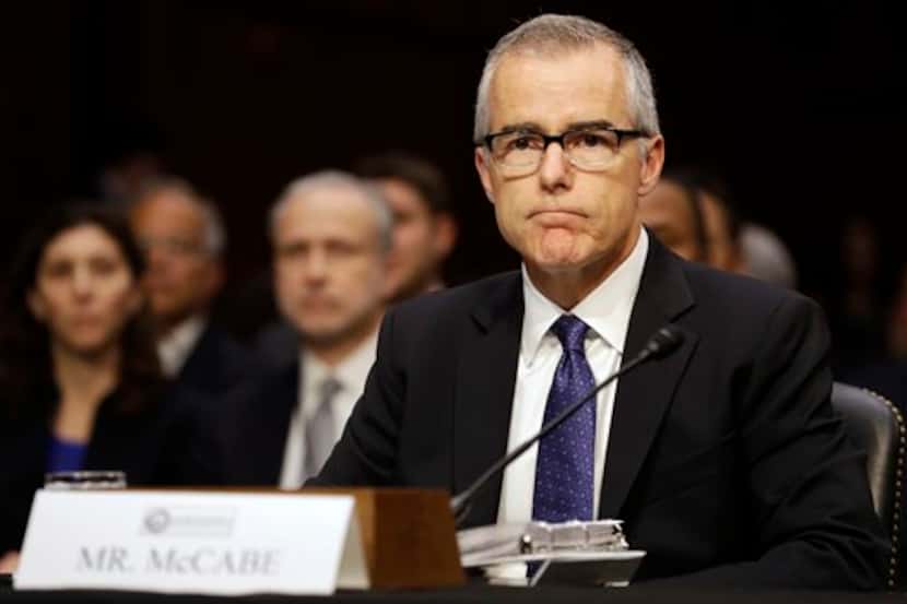 El director en funciones del FBI Andrew McCabe declara ante la Comisión de Inteligencia del...