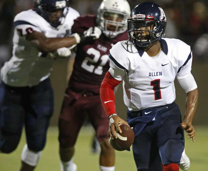 Allen quarterback Kyler Murray runs for a touchdown against Plano as Allen won 42-3 in 2014....